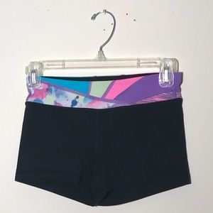 Kids ivivva REVERSIBLE shorts